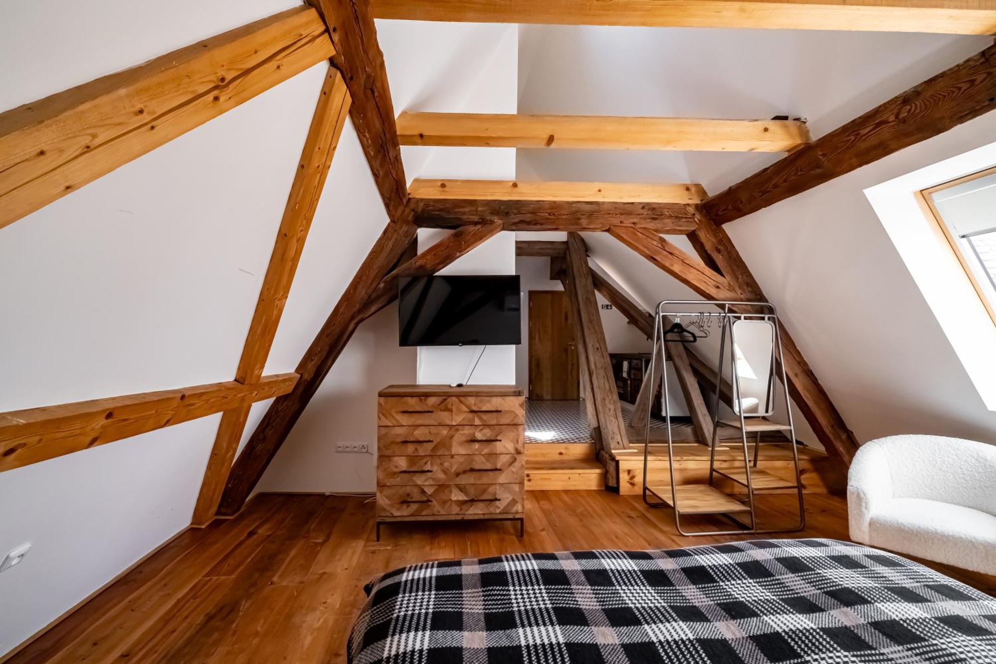 Knize Ferdinand Apartments Mikulov Buitenkant foto