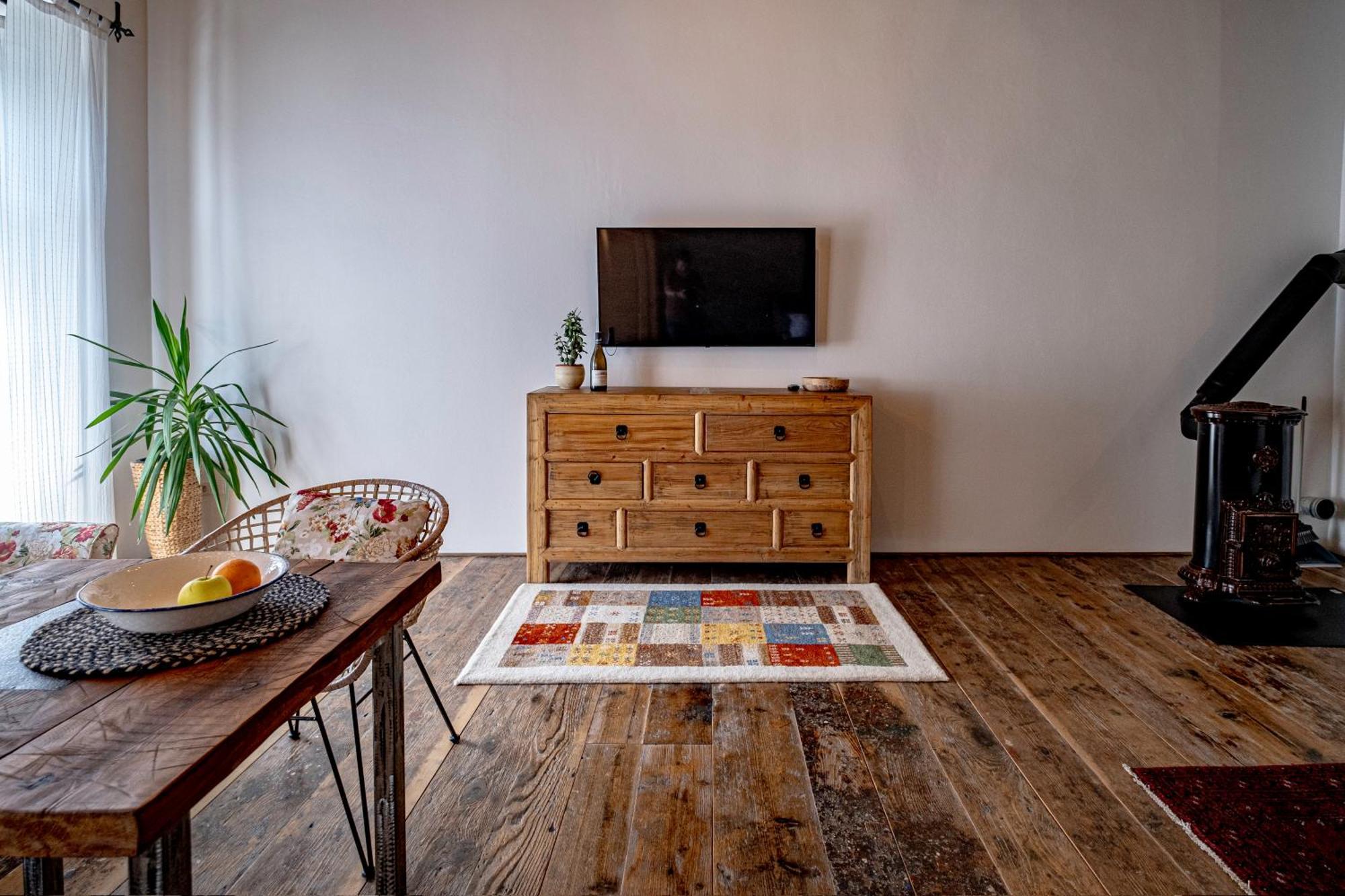 Knize Ferdinand Apartments Mikulov Kamer foto